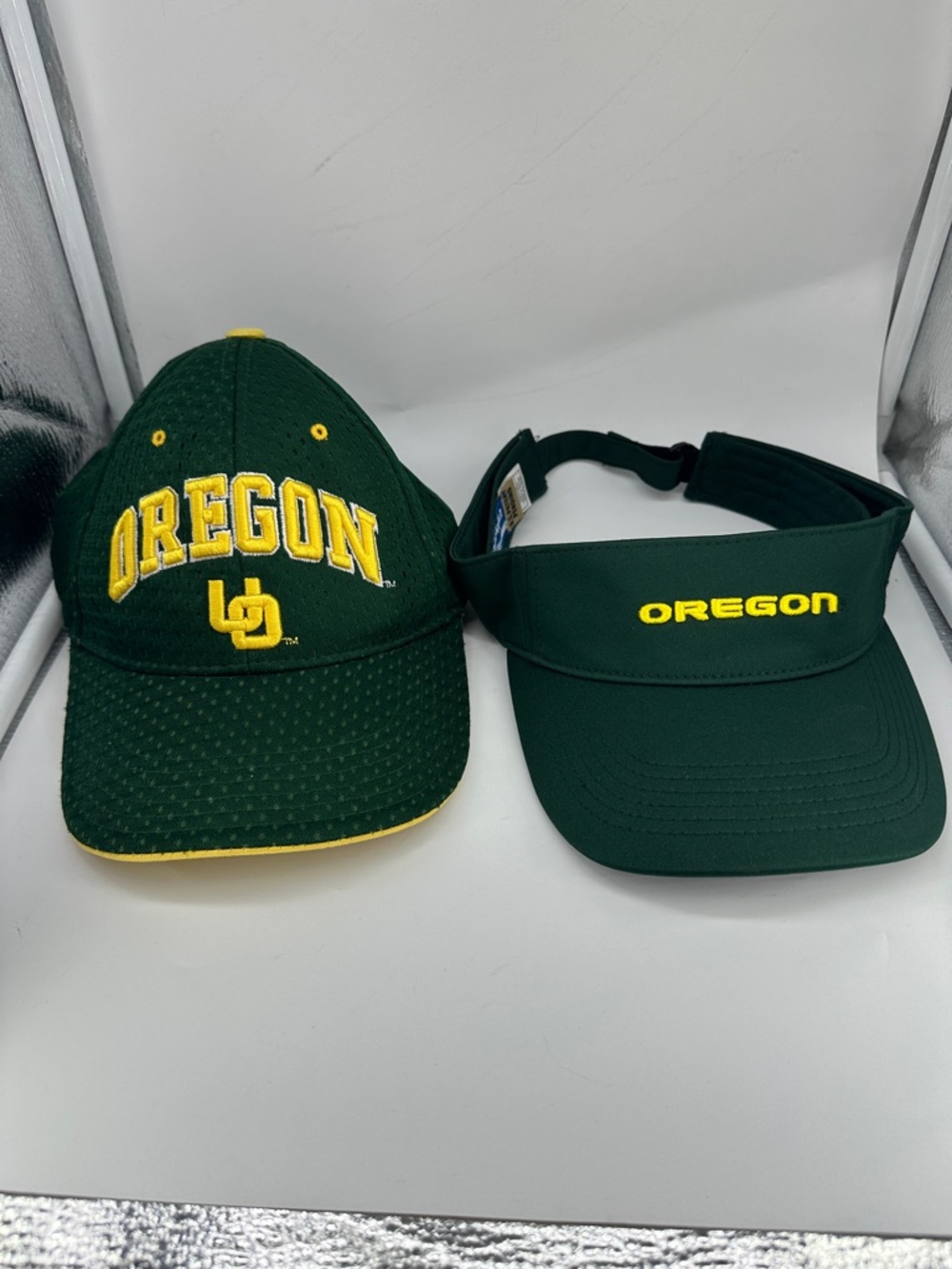 The Game Green and Gray Memory-Fit Visor